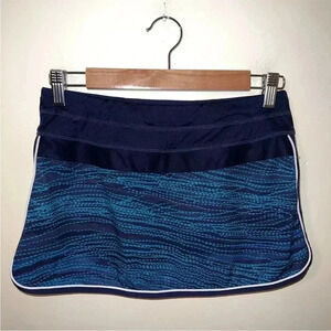 Athleta Navy and Teal Patterned Mini Skirt